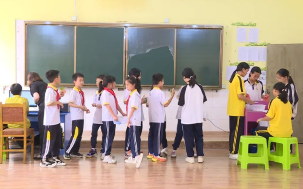 取得奖赏鼓励机制让学生