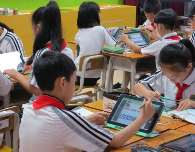 数据洞察对课程内容教育