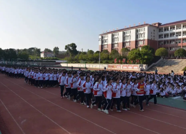 提高选用的灵活性和适配