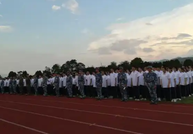 实时收集学生运动负荷心