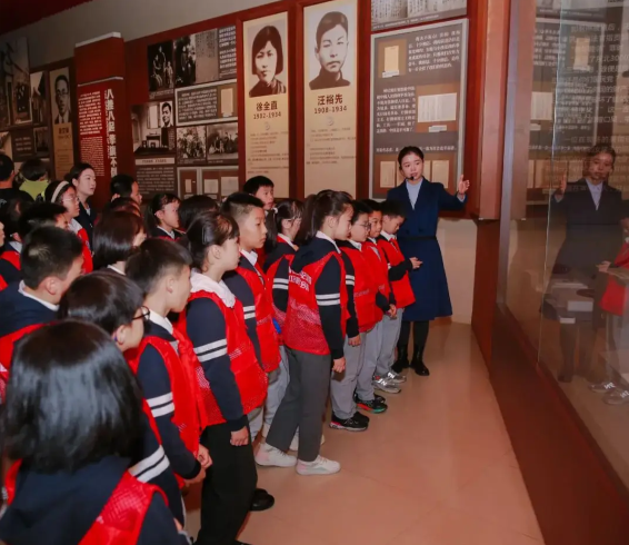 课一体化虚拟教研室打破