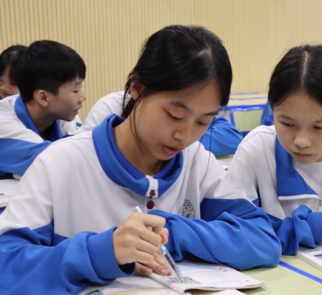 孩子在生长的道路上愈加