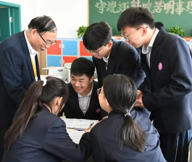 标签化问题校园树立完善