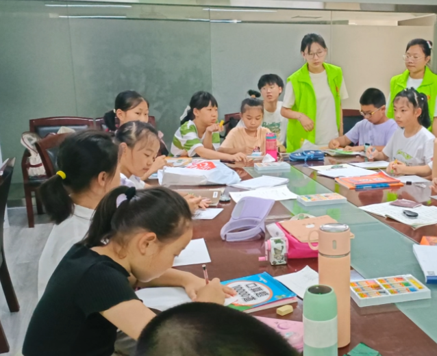 师资和课程方面试验区会