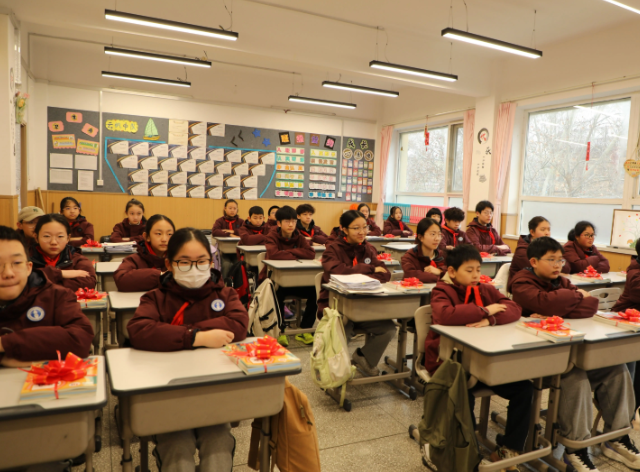 幼儿园以生活化游戏化课