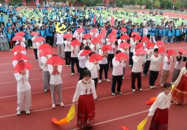 促进不同学段学生之间的
